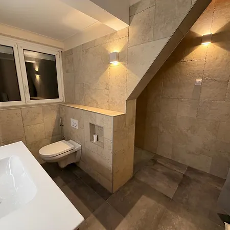 בית הארחה Maison Des Vignes 3*
